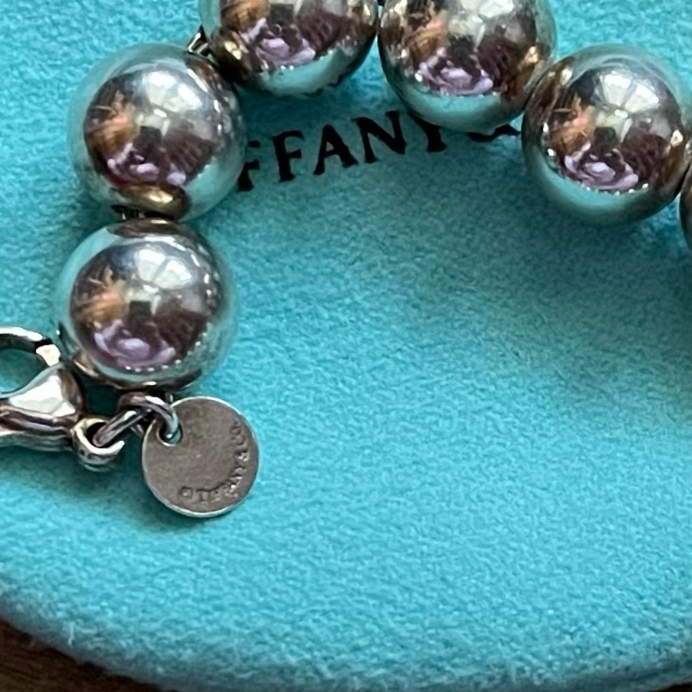 Tiffany & Co. 10mm 925 Sterling Silver Hardware Ball Bracelet 7¼“ long - Picture 2 of 5